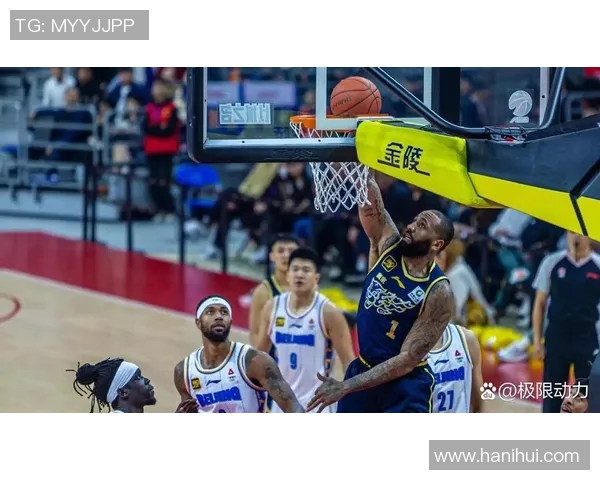 热火主场连胜要在客场继续，全队奋力拼搏铸就辉煌